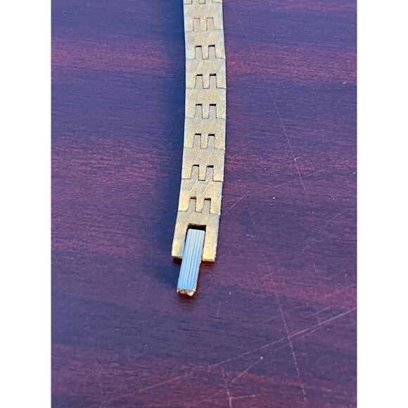 VTG Advance Quartz Women's Wristwatch Gold Tone Y120A Untested - Picture 7 of 10